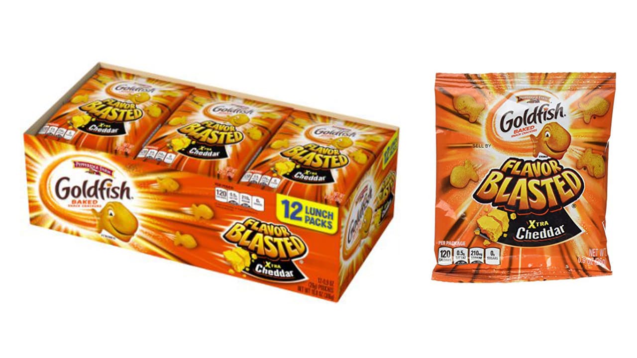 Pepperidge Farm Goldfish Flavor Blasted Xtra Cheddar CrackersDe 10.8 oz. Multi-pack de 12 de 0.9 oz.