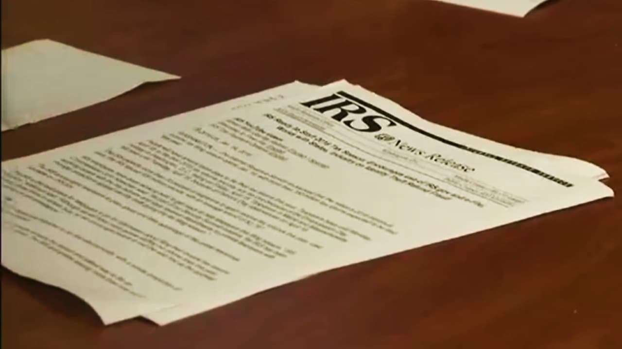 IRS confirma que incluirá pregunta sobre estatus migratorio: "No se puede mentir", explica un abogado