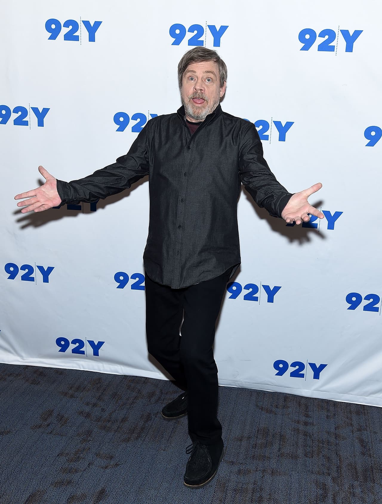 La interpretación del actor es icónica para los seguidores de la historia y la risa es incomparable, con una gran dosis de locura.