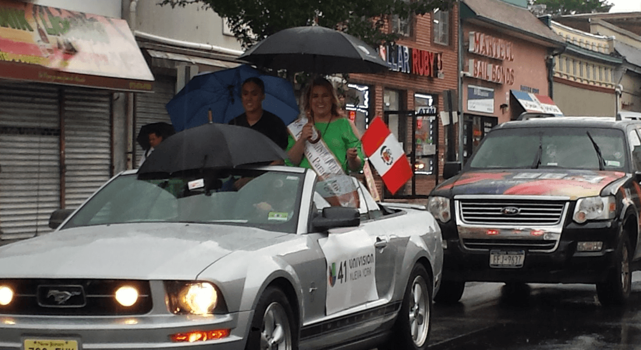 De verde, dijo presente Merijoel Durán, de "Al Despertar", Univision Nueva York.