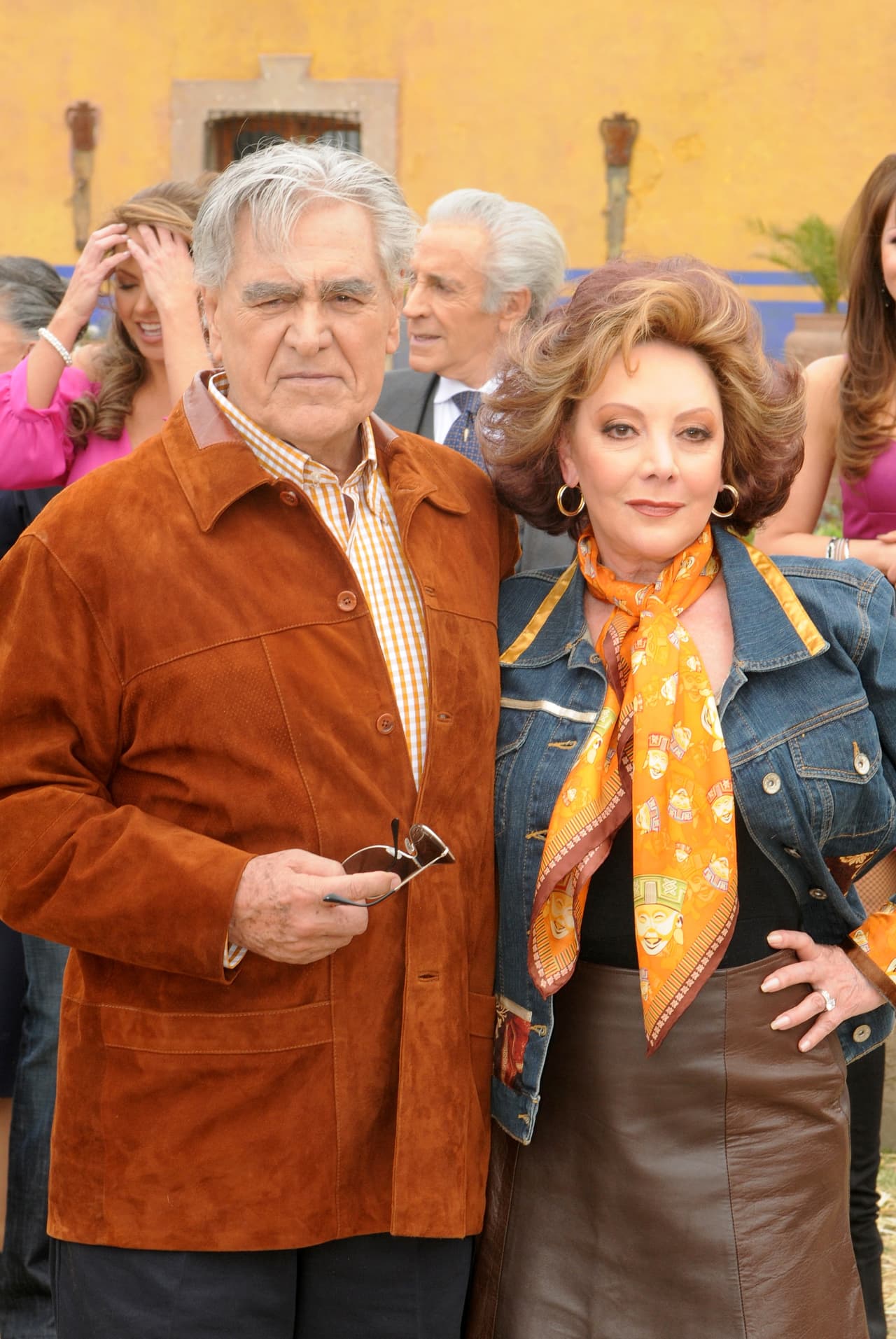 Los personajes antagónicos estuvieron a cargo de Sergio Goyri, Gaby Spanic, David Zepeda y Jacqueline Andere.