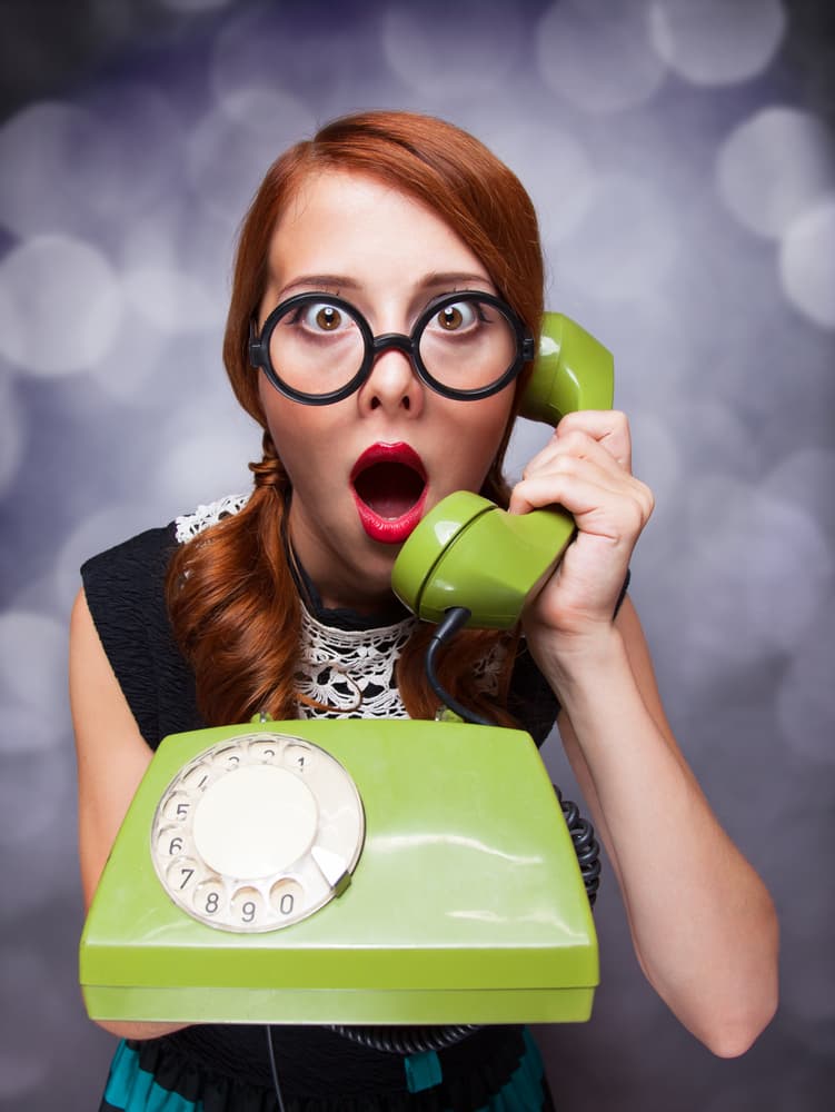 <b>Oportunidades que debes aprovechar este mes: </b>Responder a una llamada telefónica, un mensaje de texto o algo así, que implique la posibilidad de un negocio o una actividad laboral nueva.
<b> Peligros que debes evitar:</b> Comentar con terceras personas tus asuntos íntimos y dejarte llevar por ideas derrotistas pensando que lo que ahora estás haciendo te va a salir mal.
<br>