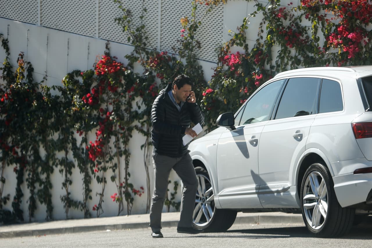 Fue cuestionado sobre el comunicado que Piqué emitió el pasado 1 de septiembre en donde exigió respeto a su vida privada o de lo contrario emprendería acciones legales. 
<br>