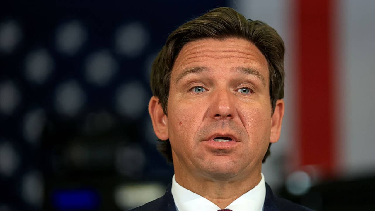 Florida extiende emergencia migratoria hasta 2026 en medio de críticas demócratas