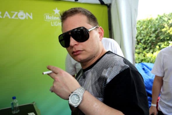 SCOTT STORCH. La adicción del productor de música, arreglista, tecladista e instrumentalista fue mucho más insana, llegando a gastarse hasta 30 millones de dólares en su consumo de cocaína, en un periodo de apenas seis meses.