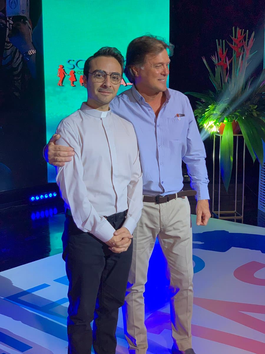 René Strickler, Daniela Castro, Mayrín Villanueva, María Sorté, Juan Vidal, Laura Vignatti y Paty Díaz también conformarán este elenco.
<br>