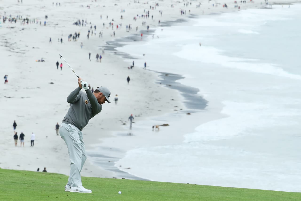 El campo de Pebble Beach en California ofrece postales espectaculares en el US Open de golf, el tercer torneo de 'Grand Slam' de la temporada de ese deporte.