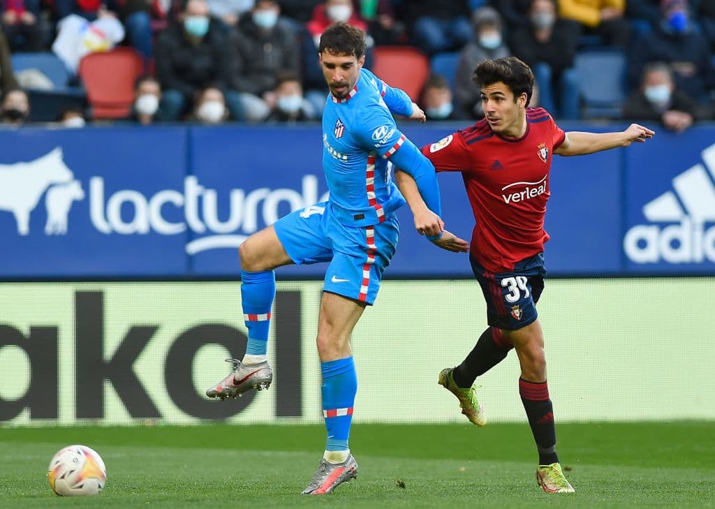 Atlético de Madrid vulve a mostrar lo temible que es su plantilla y vencen al Osasuna 0-3 en el arranque de la jornada 25 del futbol español.
