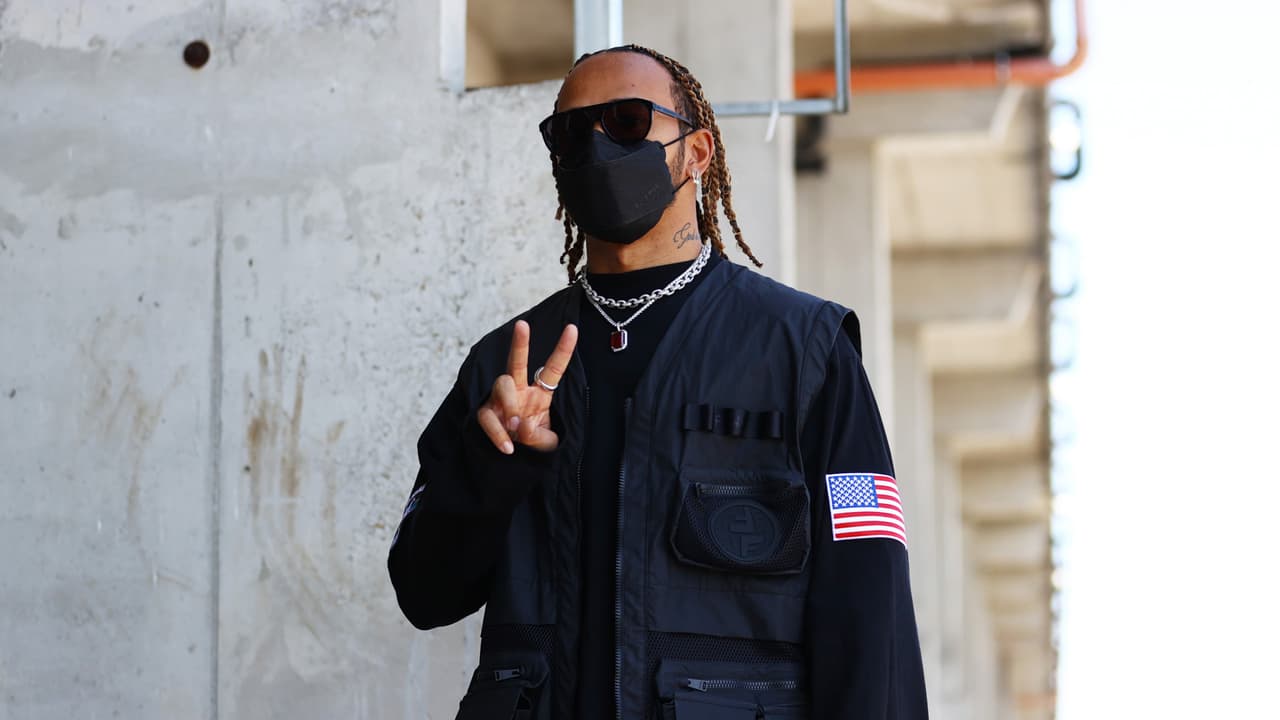 Lewis Hamilton considera "inaceptable" la ley anti LGTB en Hungría