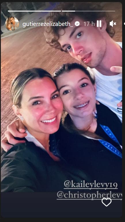 Desde su cuenta de Instagram, Elizabeth Gutiérrez también compartió algunas fotos del festejo de Año Nuevo.
<br>