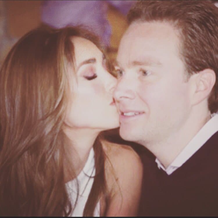 Algunos de los comentarios negativos que recibió fueron "Qué ridícula y falsa eres", "La gobernadora Anahí", entre otras.