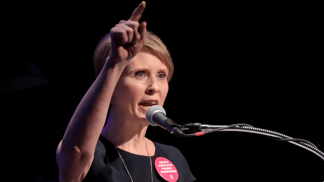 La actriz Cynthia Nixon, de la serie 'Sex and the City', lanza su candidatura a la gobernación de Nueva York