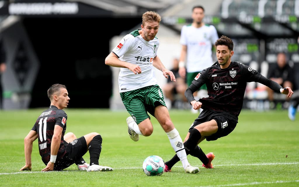 Suttgart da la sorpresa y logra vencer 1-2 al Borussia Mönchengladbach.