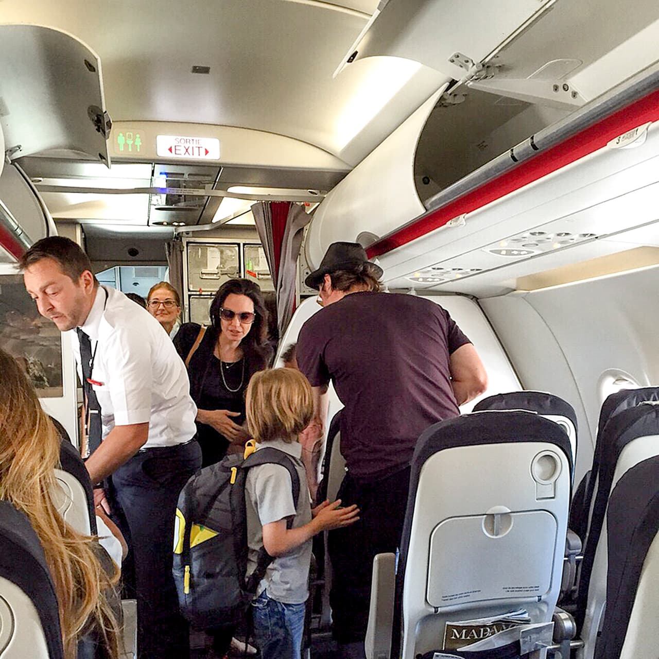 ¡Viajaron todos en clase turista!