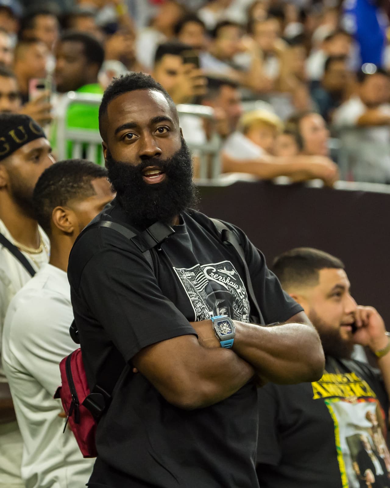 Varios medios estadounidenses como TMZ, reportaron en su momento que el jugador de los Rockets de Houston rompió con la empresaria para iniciar una relación con una actriz de cine para adultos.