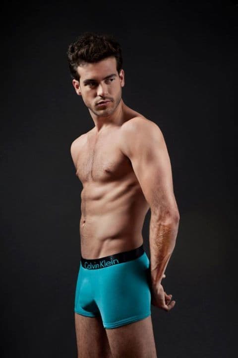 Y por supuesto, con sus encantos de papacito.