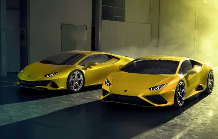 <b>Lamborghini Huracán EVO con Amazon Alexa</b>
<br>
<br>El Lamborghini Huracán EVO ya de por sí es un gran atractivo, pero si le agregas las funcionalidades de la gran Alexa de Amazon, entonces gana muchos más puntos a su favor. Eso es exactamente lo que Lamborghini hizo para esta edición de CES, otorgando a los conductores la posibilidad de ajustar la temperatura, las luces y la calefacción de los asientos, saltar canciones, buscar direcciones o pedir información sobre noticias recientes, entre muchas otras cosas, a través de comando de voz.
<br>
<br>Y, por si fuera poco, esta integración con Alexa no solo permite controlar las funcionalidades del carro, sino también las de cualquier otro dispositivo al que el conductor tenga acceso y esté conectado al servicio, desde el portón del garaje hasta el termostato y luces del hogar.