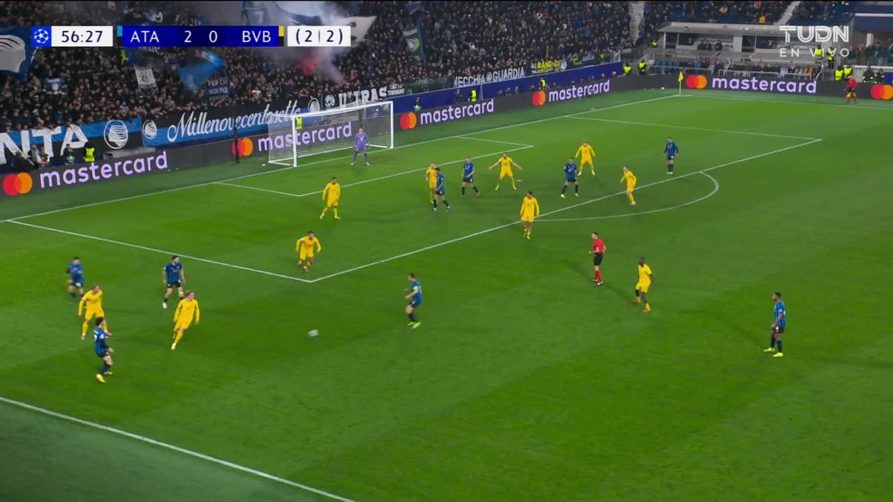 ¡GOL!  anota para Atalanta. Mario Pasalic