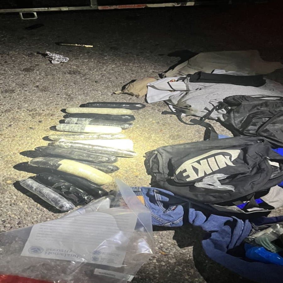 Un día antes, en Nogales, un ciudadano estadounidense intentaba ingresar metanfetamina por un valor de $16,000.