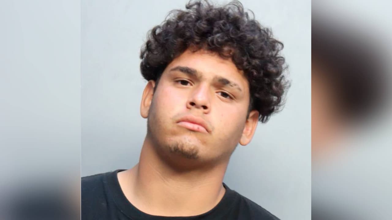 Hombre es acusado de perseguir a una niña hasta su escuela de Hialeah diciéndole comentarios lascivos