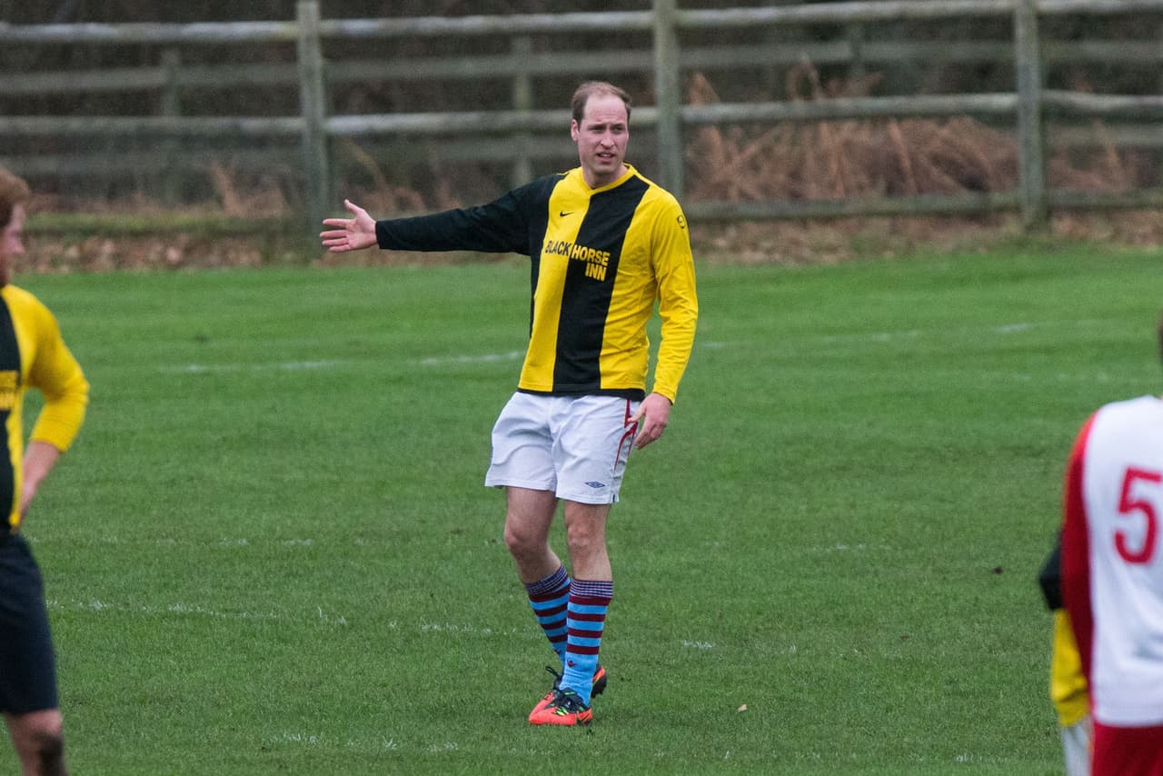 Esta vez los guapos hermanos se pusieron los uniformes de un equipo local en Norfolk.