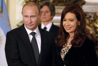 Vladimir Putin fue recibido por Cristina Fernández.