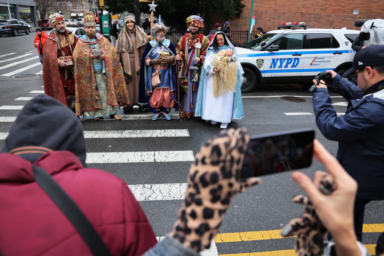  Dan juguetes gratis en Long Island para celebrar el Día de Reyes
