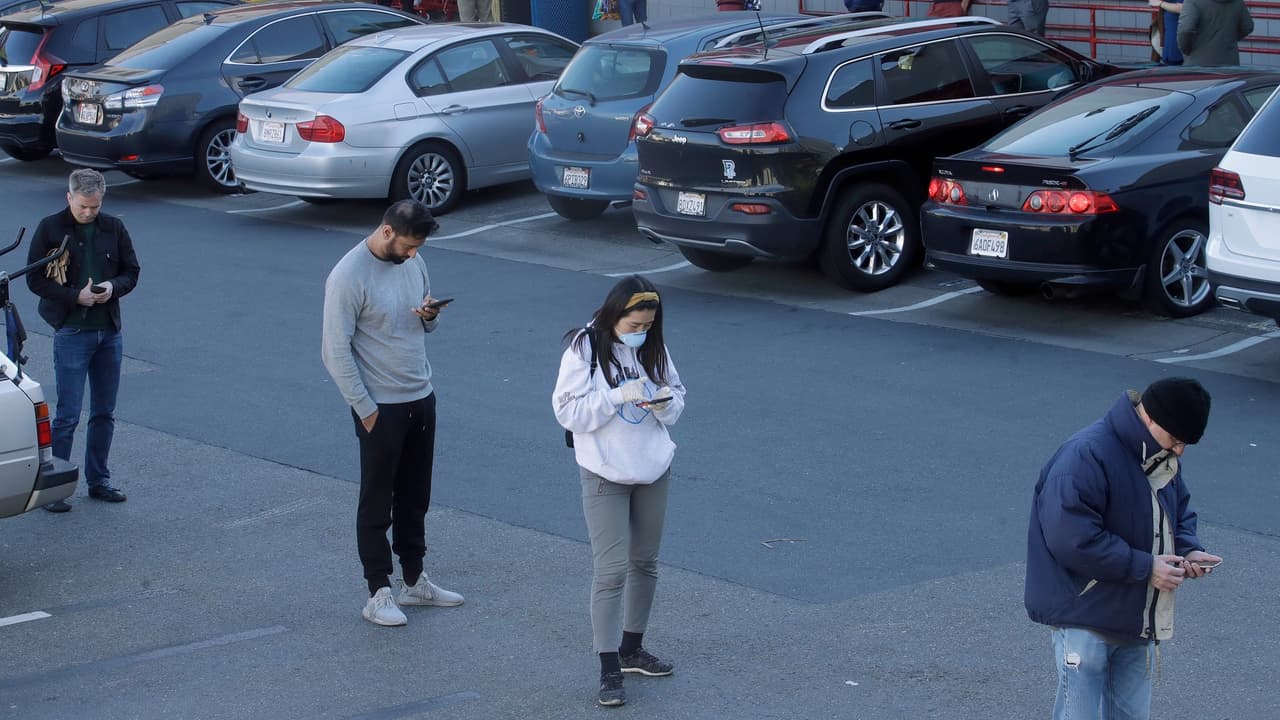 Distanciamiento social reduce en gran medida transmisión del coronavirus, aseguran investigadores en Houston