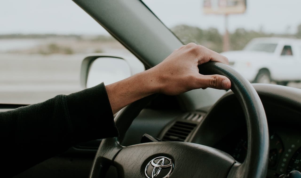 Toyota retira ciertos modelos de auto por mal funcionamiento de las bolsas de aire 