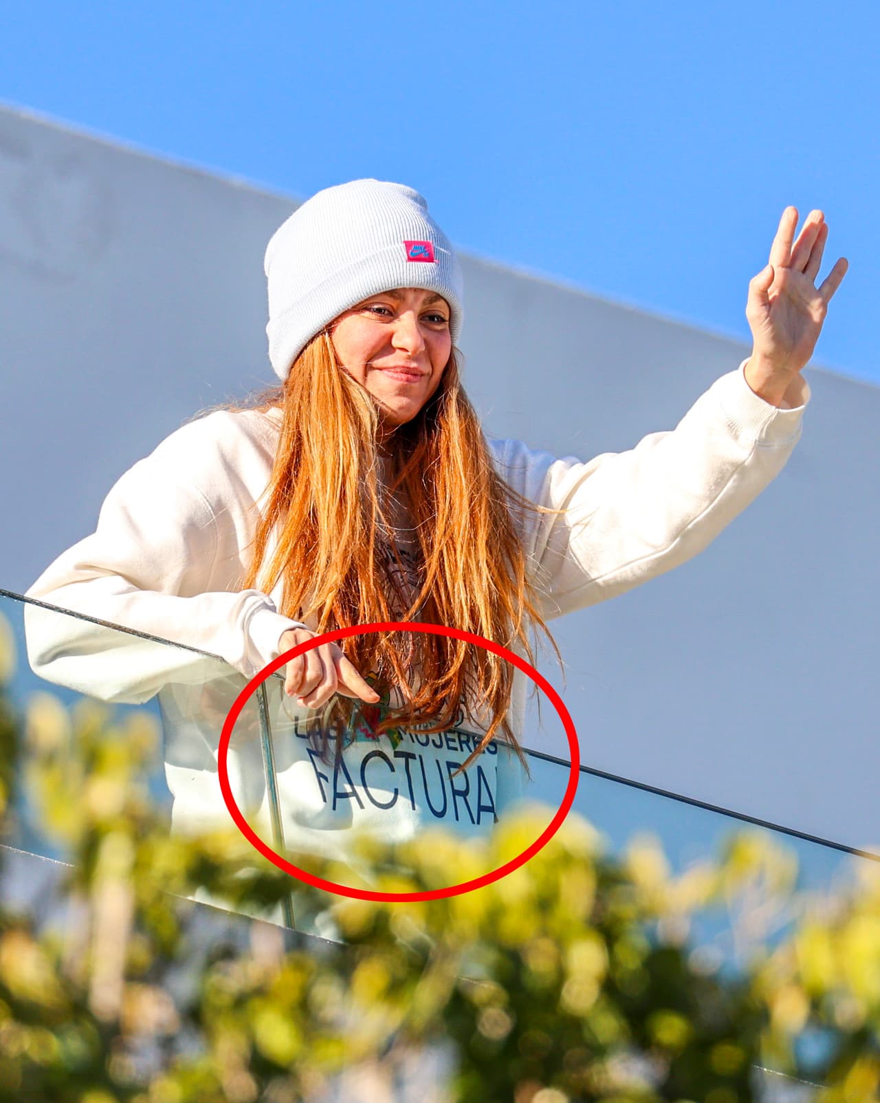 “Las mujeres ya no lloran, las mujeres facturan”, se lee alrededor del retrato en caricatura de la barranquillera.
<br>