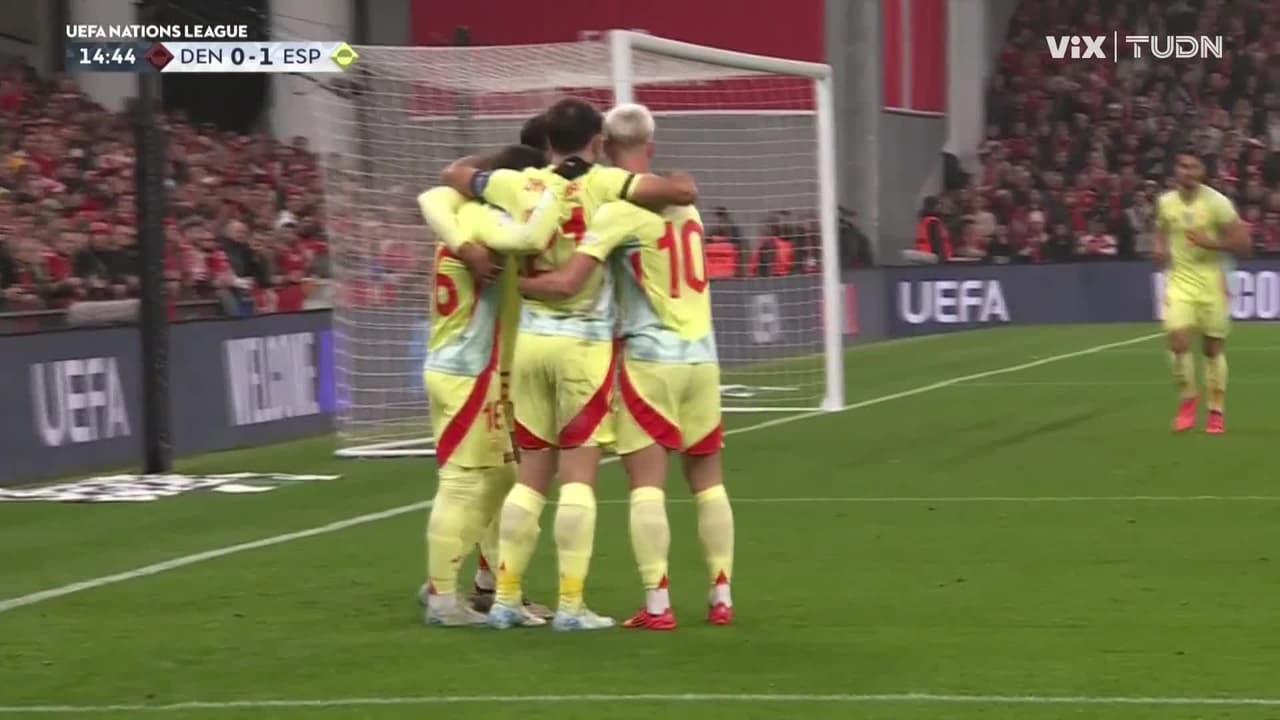 ¡Cayó el 0-1! Error en la salida danesa que España concreta