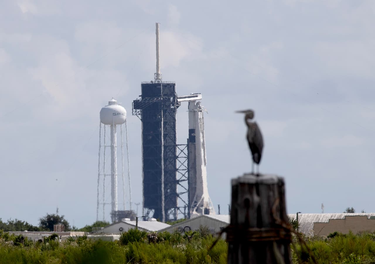 La misión Inspiration4 un día antes del lanzamiento. 
<br>
<br>La nueva misión será impulsada por un cohete Falcon 9 y la cápsula Crew Dragon que SpaceX desarrolló para llevar a los astronautas de la NASA hacia y desde la Estación Espacial Internacional. 
<br>