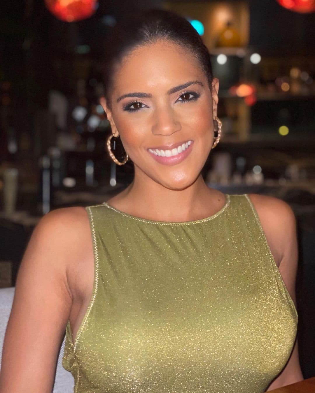 Francisca continúa llenando de detalles a su prometido Francesco Zampogna y este fin de semana lo sorprendió con un pollo guisado al puro estilo dominicano.