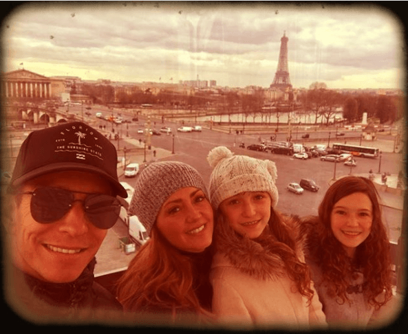 La conductora continuó trabajando a cuadro durante la gestación de sus dos hijas y solo interrumpió su trabajo semanas antes y después de dar a luz.