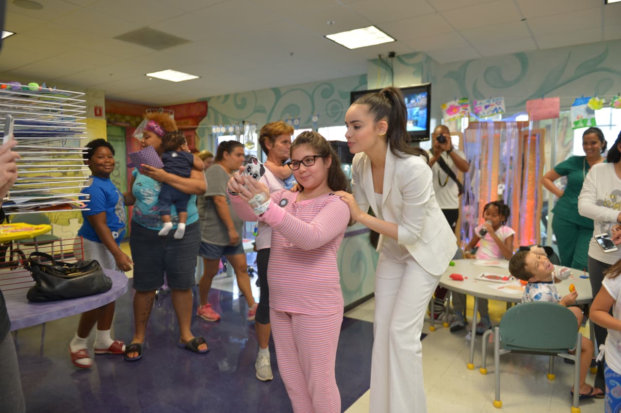 Sofia Carson está a punto de estrenar otra de sus películas.