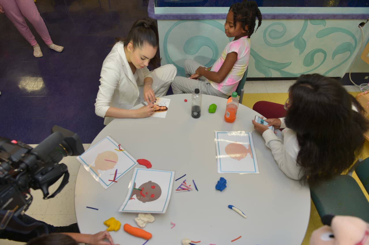 Faltó tiempo para estar con sus fans.