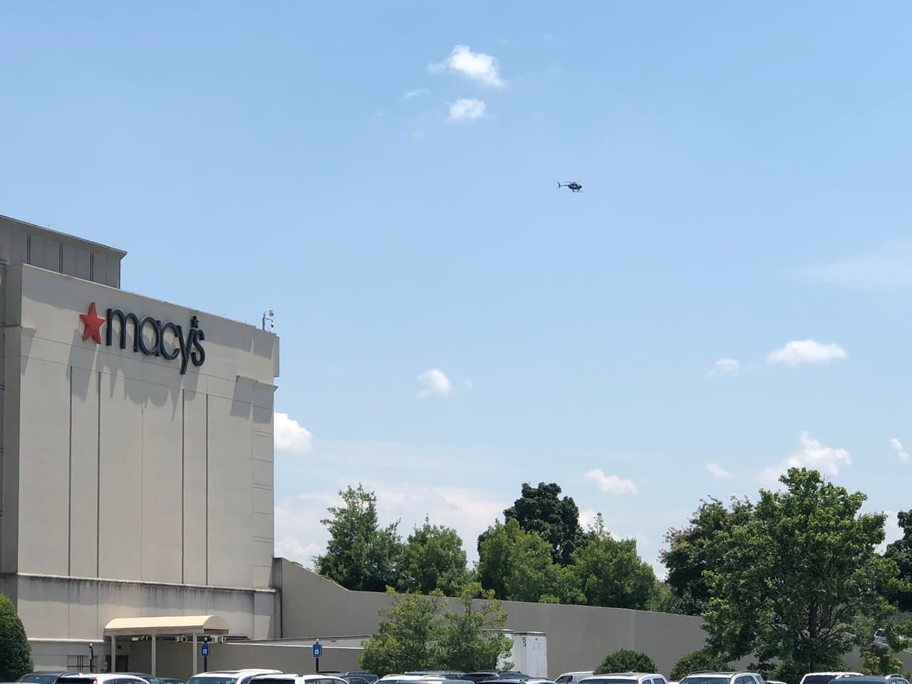 La policía advirtió que hay gran presencia de agentes en la zona debido a la investigación.