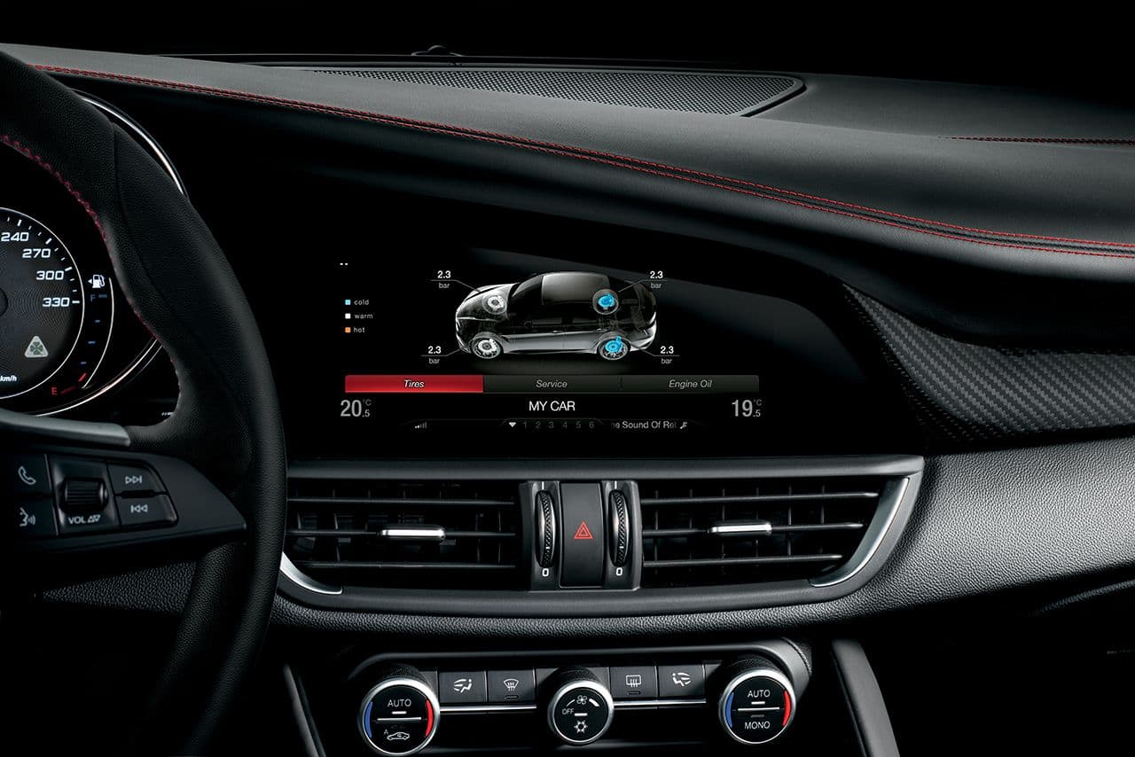 Alfa Romeo Giulia Quadrifoglio 2017