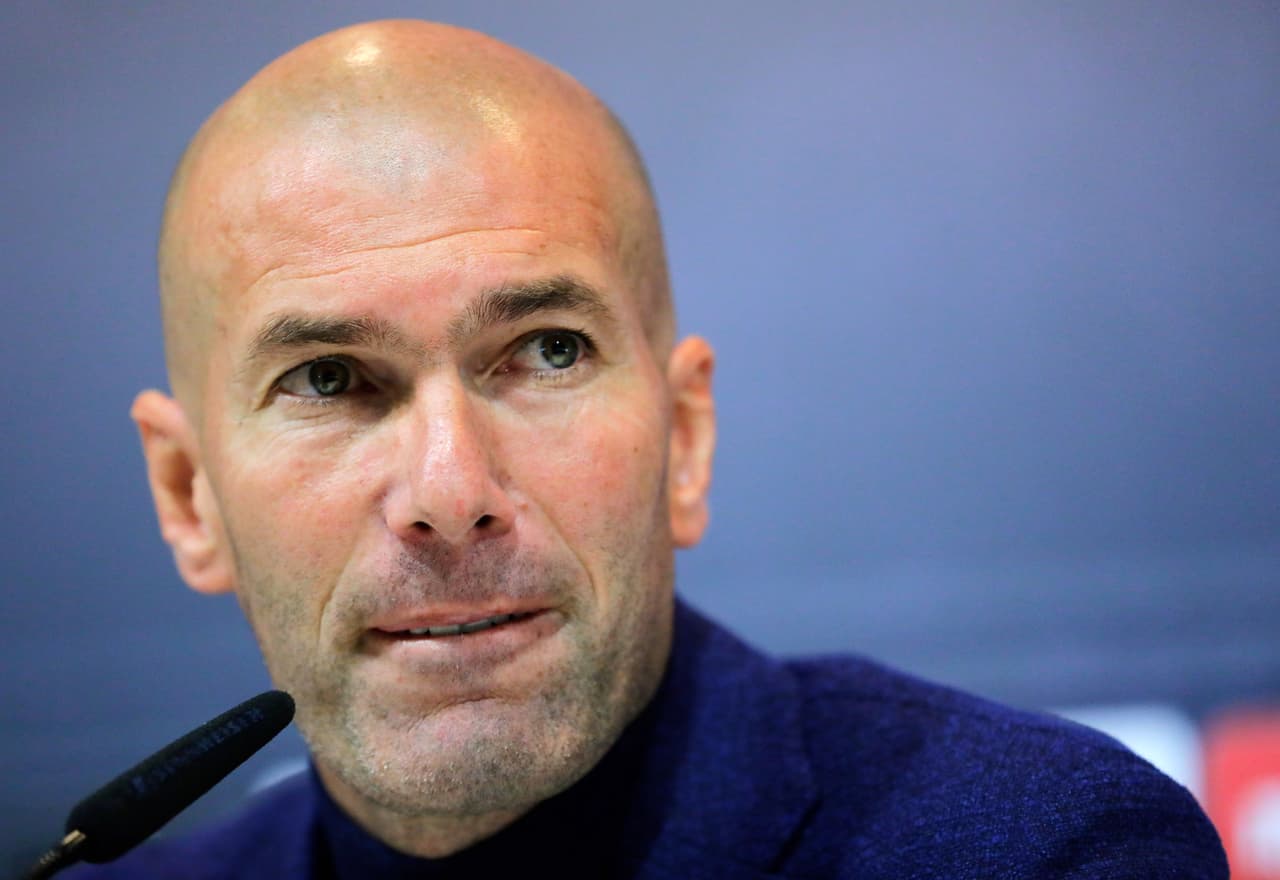<b>Zinedine Zidane</b>, hasta hace poco era elentrenador del Real Madrid, pero sigue siendo uno de los calvos más famosos del deporte.