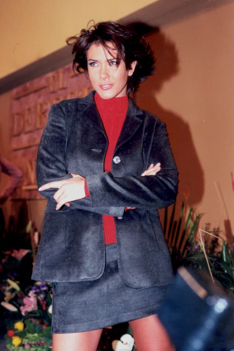 Ya con una carrera en el mundo del entretenimiento y producciones como ‘Rosalinda’ y ‘Mujeres engañadas’ detrás, la actriz contrajo matrimonio con Jorge Peralta en 2002, pero se separaron en 2008.