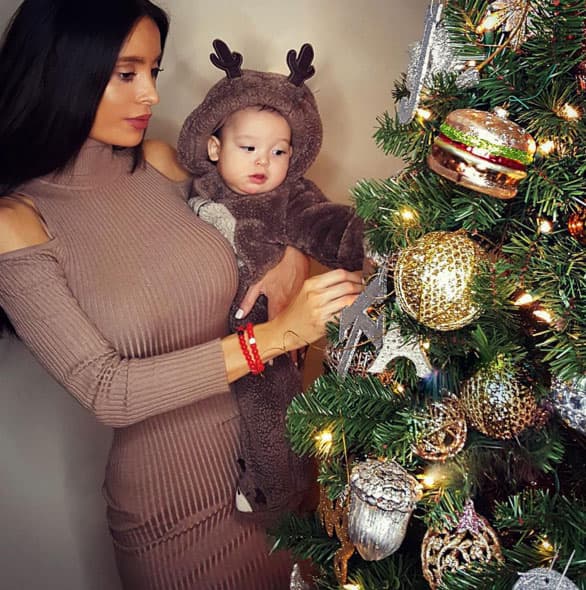 Ella es Sarah Stage, la modelo "sin panza" durante su embarazo.