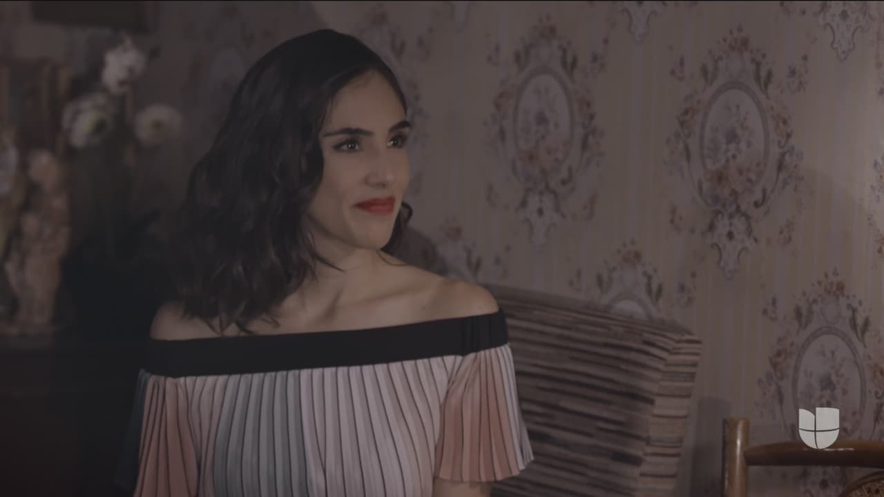 De ser posible, Paola prefiere utilizar a la gente para hacer sus fechorías y la escuchamos decir: "No está en mi naturaleza ensuciarme las manos".