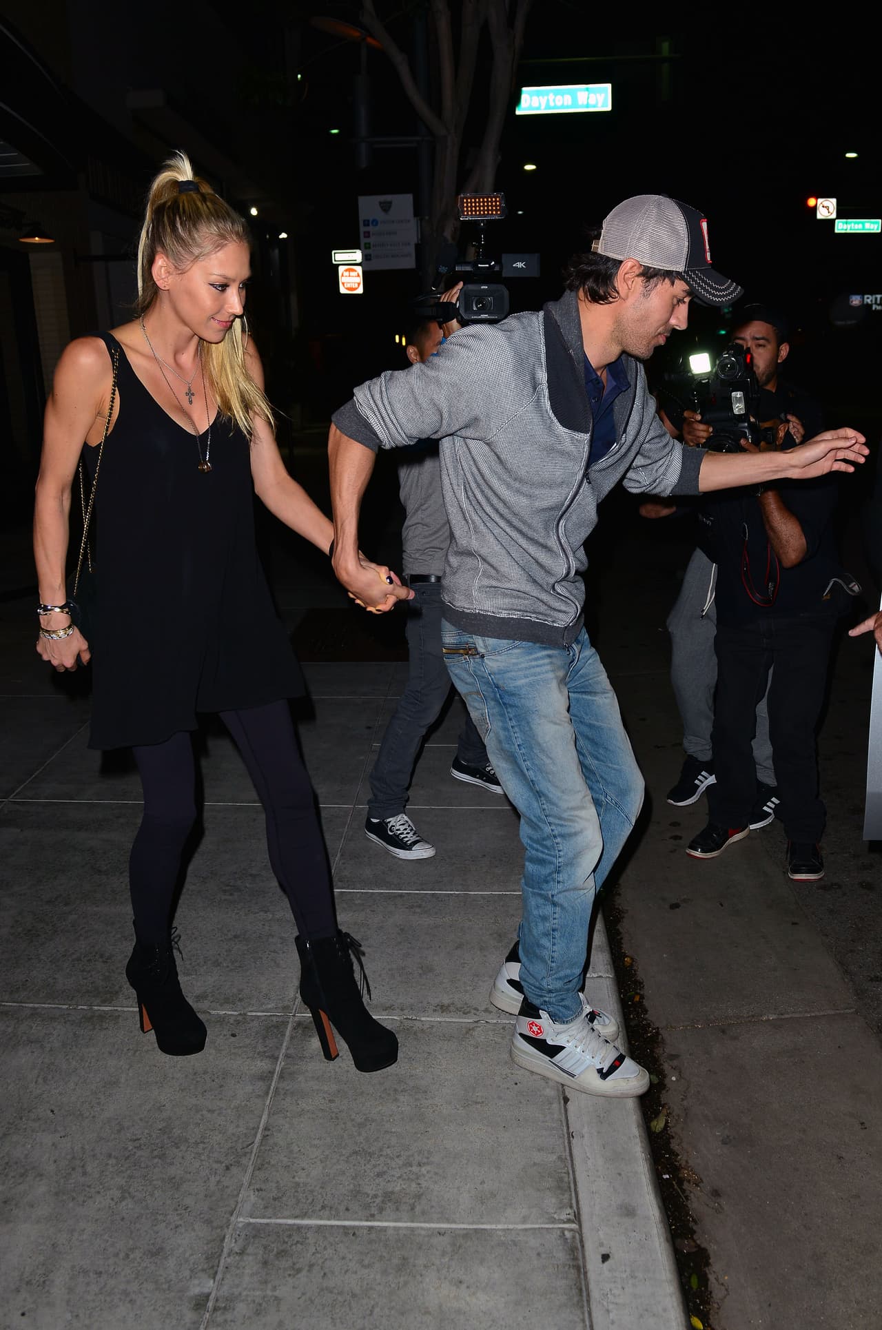 Enrique y Ana se fueron de cena romántica a Beverly Hills.