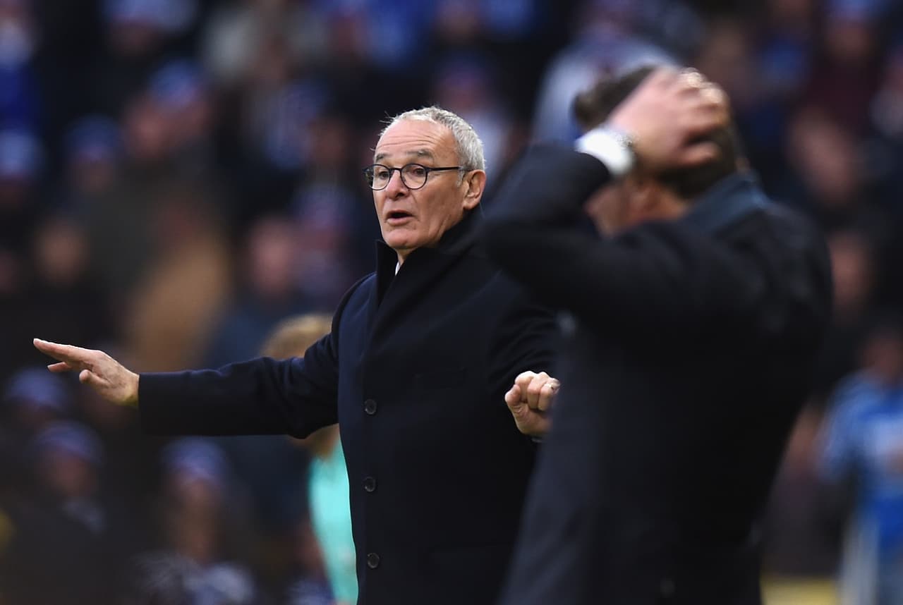 En el siguiente partido hubo empate 0-0 con Copenhague, sin embargo encajó dos derrotas seguidas en Premier ante West Bromwich y Watford (foto).