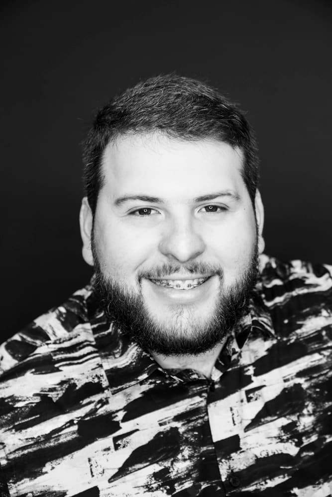 En los 
<b>Latin Billboard</b> 2018 fue nominado para Nuevo Artista del Año y en el 2019 como Artista del Regional Mexicano del Año.