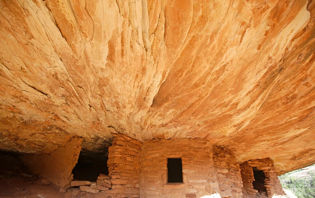En esta foto de archivo del 22 de junio de 2016, las ruinas de la "Casa en llamas" se muestran en Mule Canyon, cerca de Blanding, Utah.