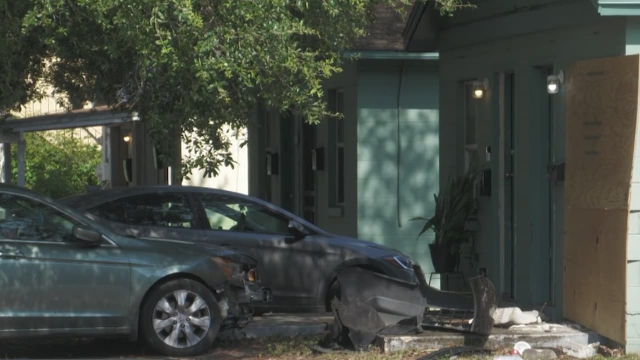 Vecinos denuncian que peligrosas maniobras de automovilistas causan accidentes en el condado Orange