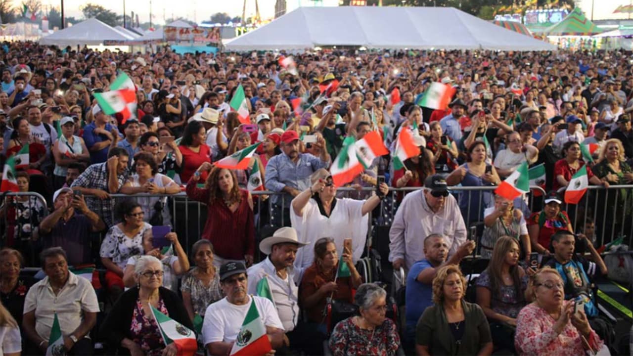 En los terrenos feriales de Cicero, a partir del viernes, se preparan 
<b>una serie de presentaciones musicales, gastronómicas y culturales</b> con motivo de las fiestas patrias mexicanas.