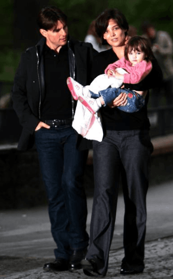 En 2006, Tom Cruise y Katie Holmes se unieron en matrimonio y al poco tiempo nació la única hija que tuvieron, Suri.