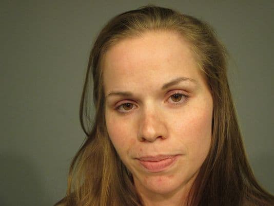 Mujer de Gilbert asegura que mató a su esposo por miedo